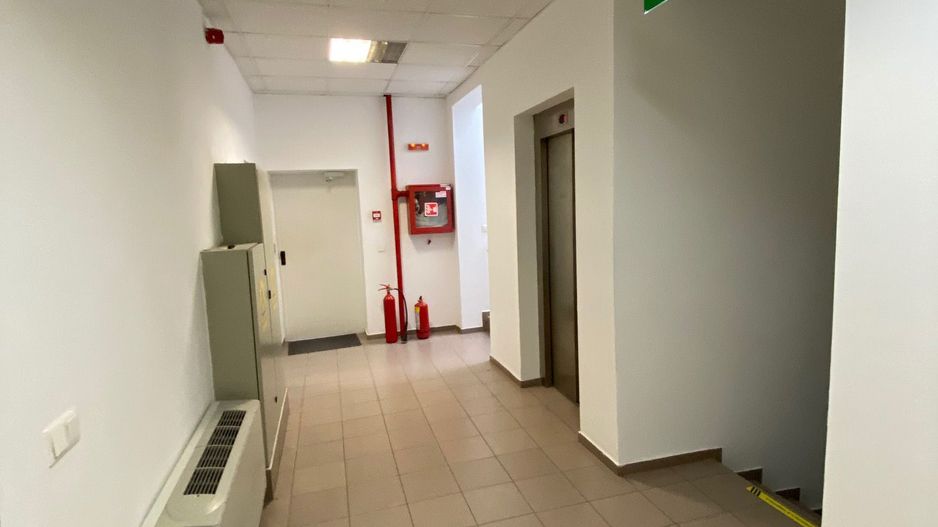 Cladire de  birouri - zona COMPLEX - Poză 17