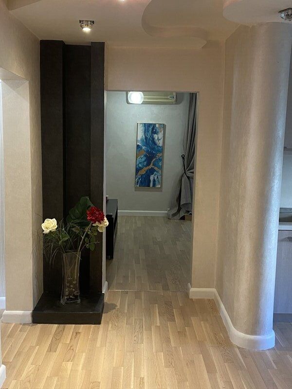 De Închiriat Apartament 3 Camere Decebal, Renovat, Aproape, de Metrou - Poză 15