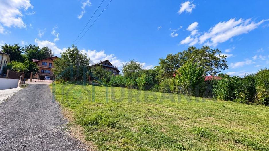 Vânzare Teren Intravilan 640 mp, Strada Strugurilor, Autorizație Casă P+E - Poză 2