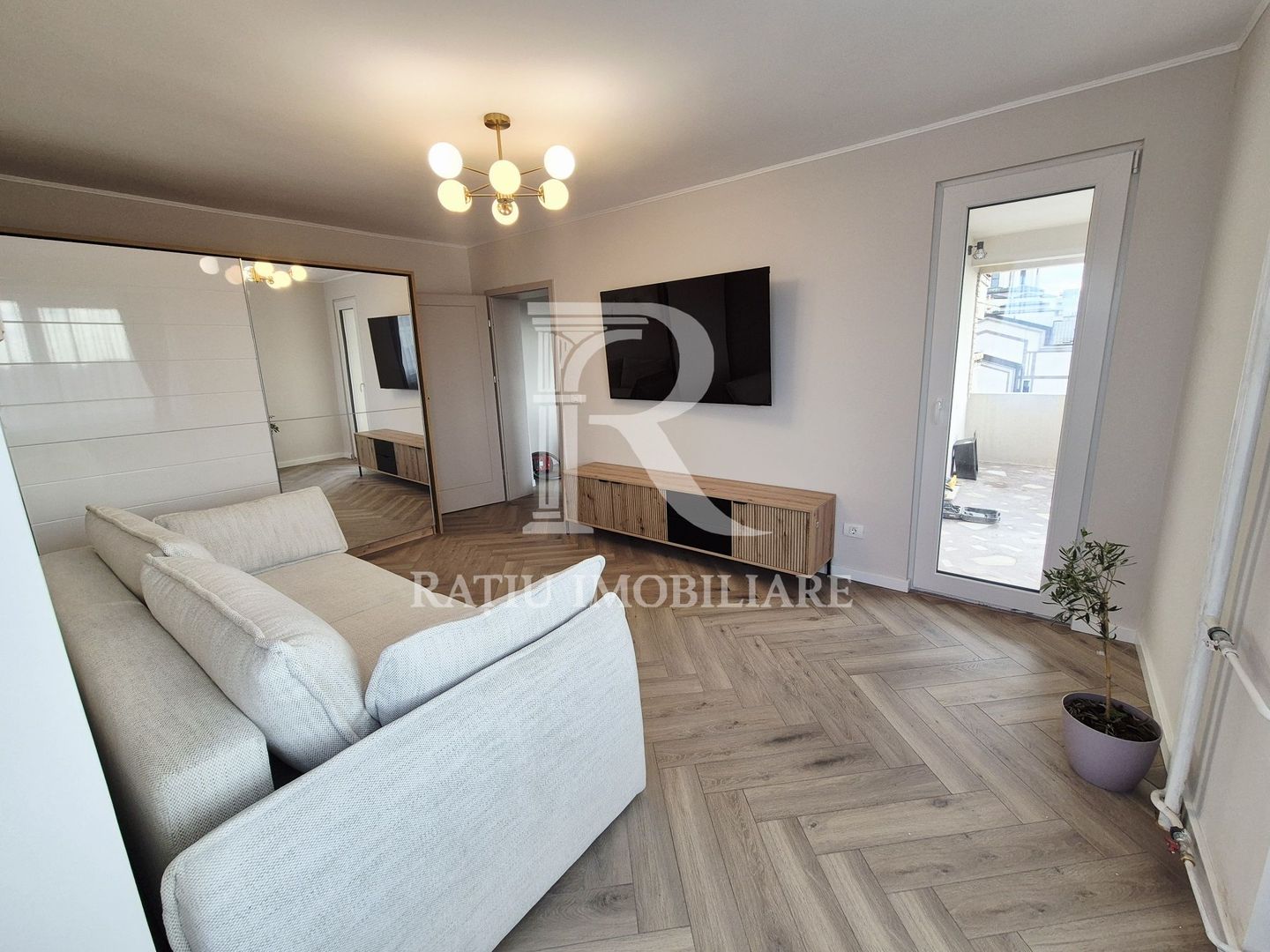 Apartament cu 2 camere | Centru Civic | Prima Inchiriere | Oradea - Poză 4