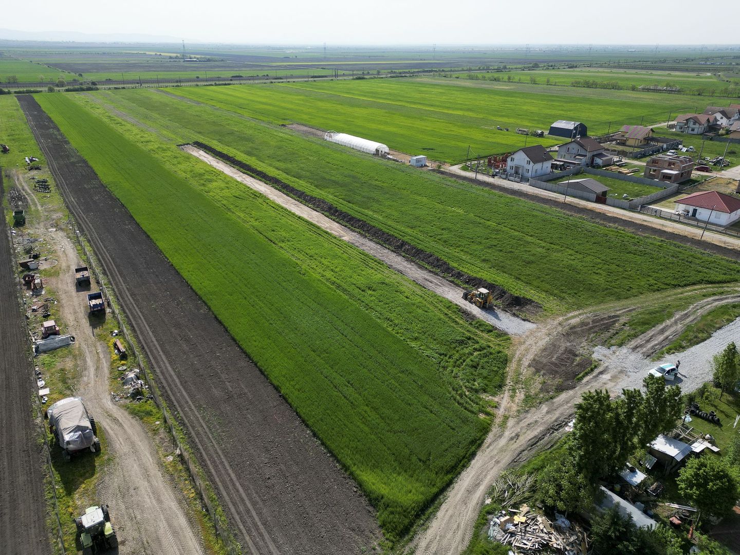 Loc de casa de 504 mp în Livada - Poză 11