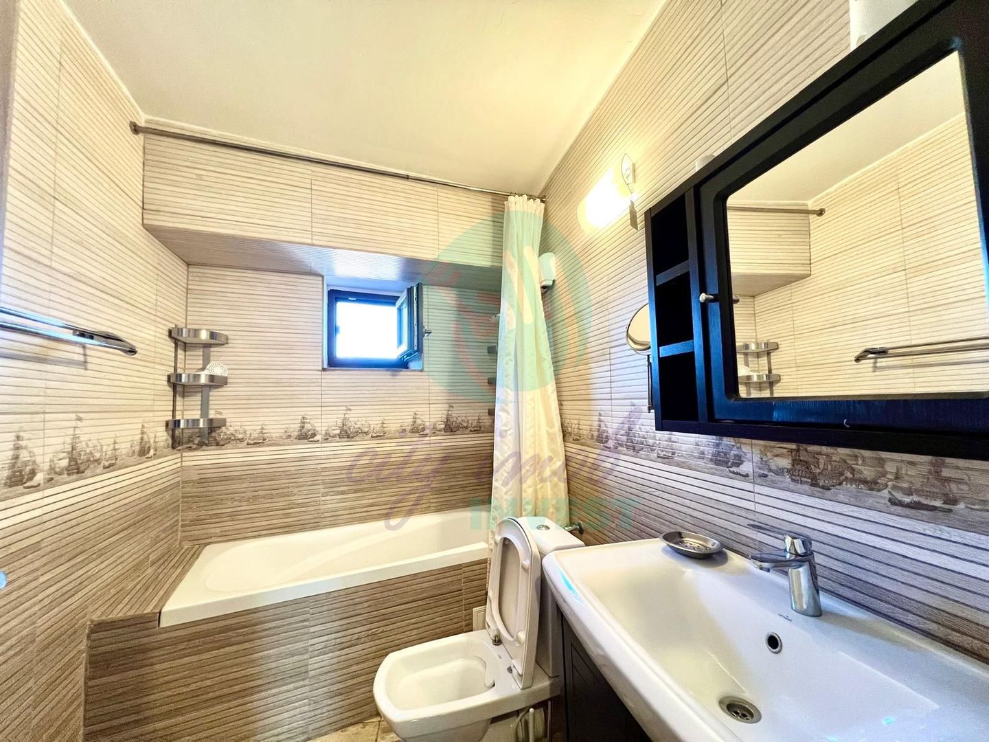 4 camere pe Bulevardul Unirii- Bloc monolit 1995 - Poză 9