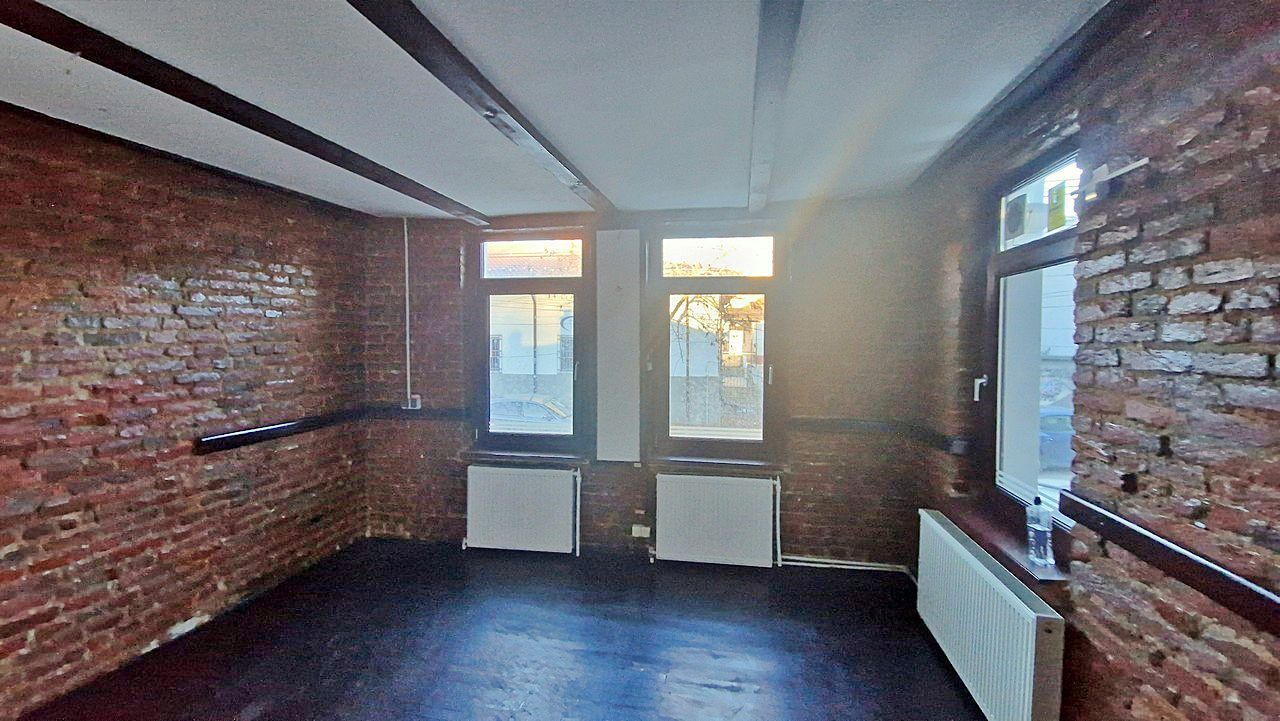 AZURA Imobiliare - Spatiu Comercial Bulevard Ultracentral Pitesti - Poză 7