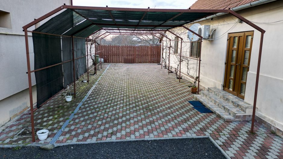 Casă cu 5 camere în Vladimirescu - Poză 29