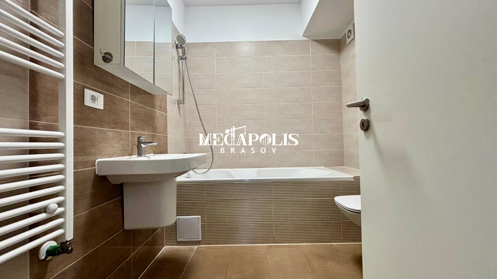 Apartament 3 camere | Balcon 20 mp | Parcare acoperită - Poză 8