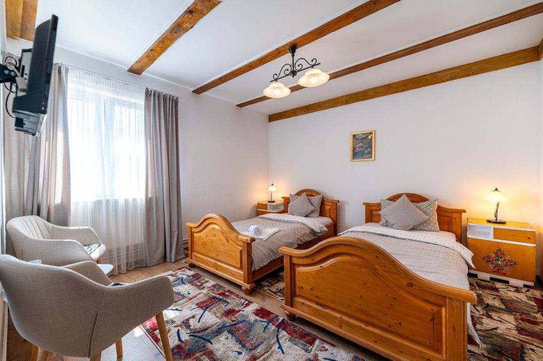 Casa + Pensiune deosebita - Orlat, Sibiu - Poză 28