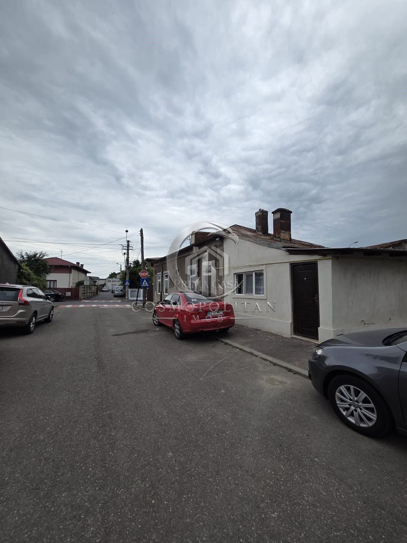 Proprietate cu potențial comercial – casă și teren în zona Clubul Politistilor / - Poză 2