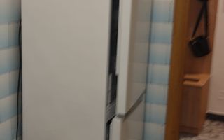 De inchiriat apartament spatios in Piata Centrala, 320 euro - Poză 4