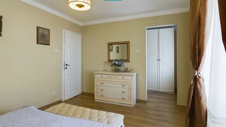 Casă in Cartierul Verde - Poză 16