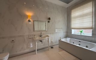 Apartament istoric de lux cu 3 camere de 130mp langa Prefectura - Bastion - Poză 13