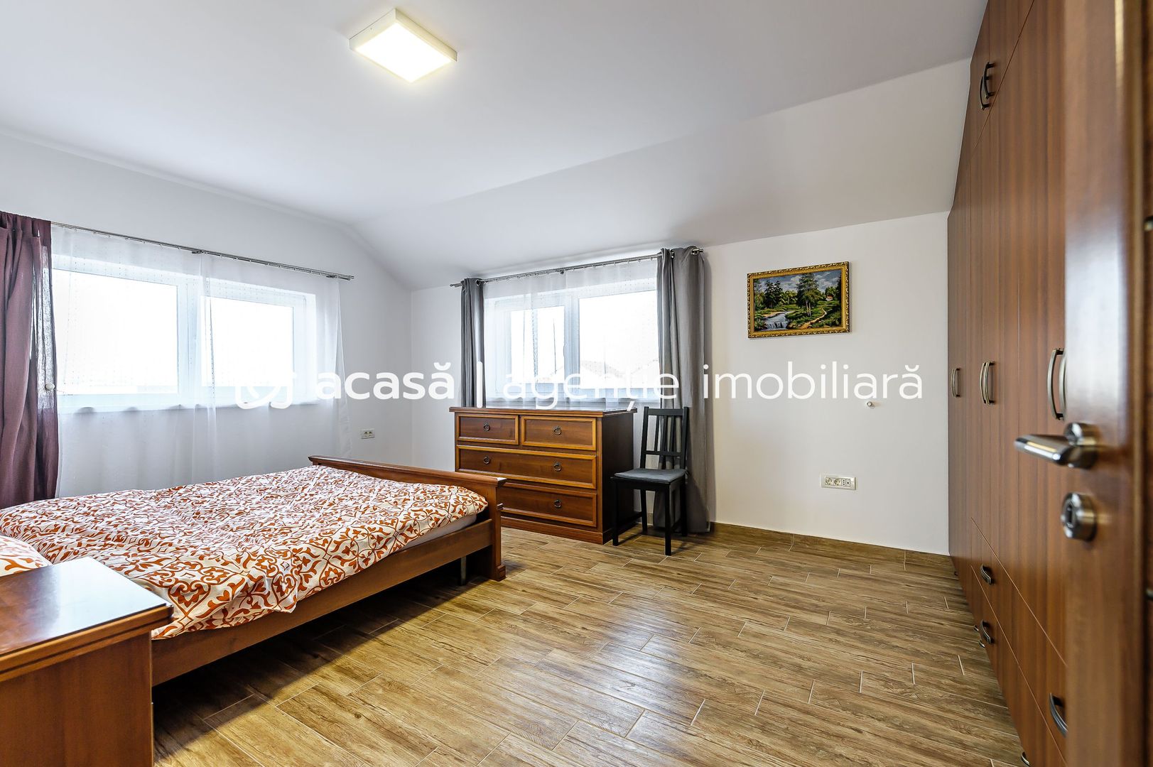 Casă cu mansardă, nouă, mobilată și utilată, în cartier Athena - Poză 7