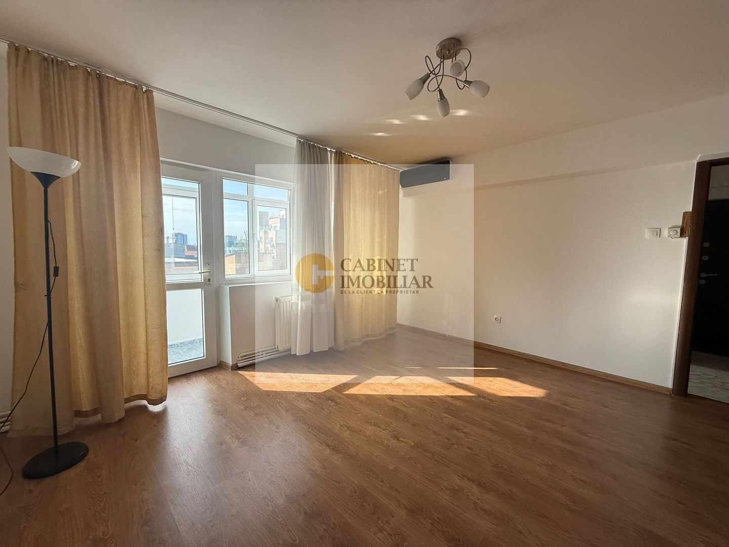 2 camere | Parc Cismigiu I 1960  I Creditabil I Centrala Proprie - Poză 1