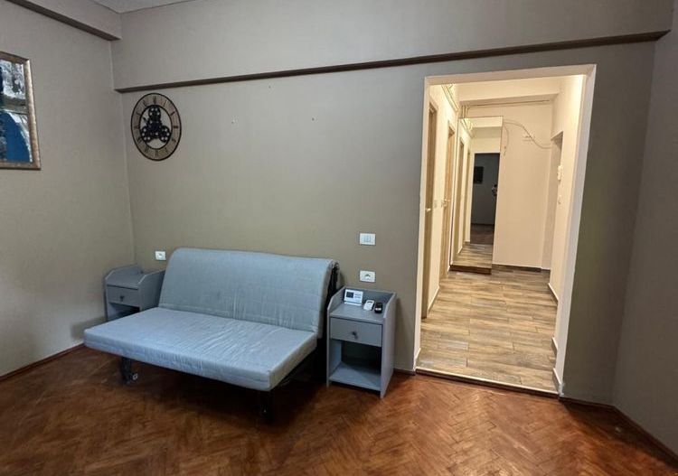 Garsonieră modernă, ultracentrală–ideală pentru locuit, birou sau regim hotelier - Poză 5