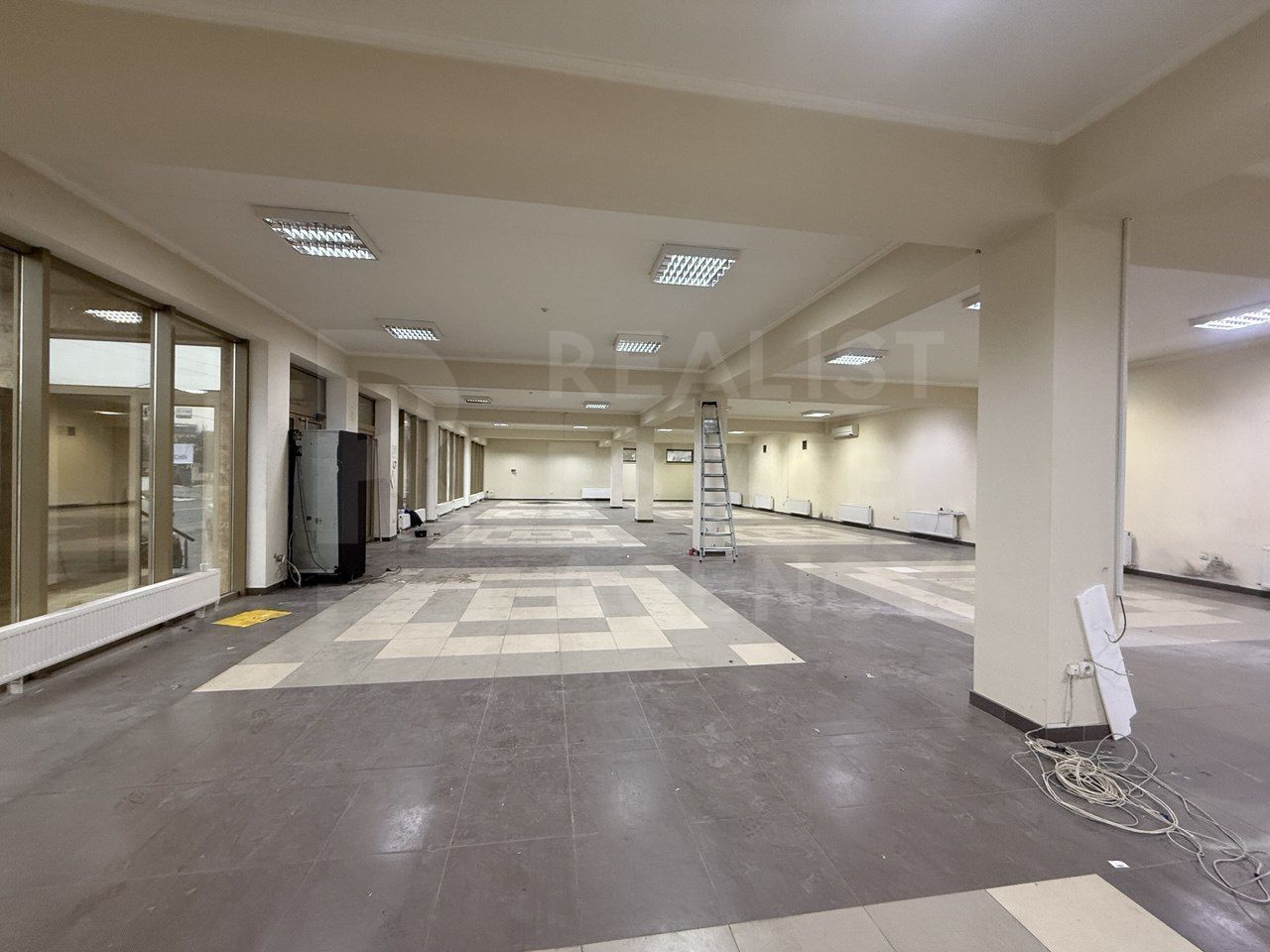 Chirie, spațiu comercial, 460 mp, str. Ștefan Vodă, Vatra - Poză 10