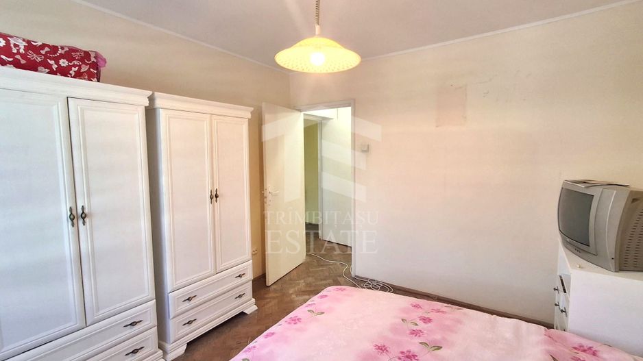 De Vanzare Apartament 2 Camere Pajura - Poză 5
