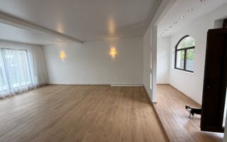 Vila 4 camere cu arhitectura deosebita langa pădure in Corbeanca ! - Poză 7