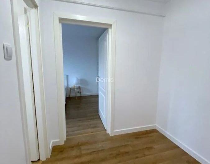 Apartament zona Take Ionescu  aproape de Medicina - Poză 10