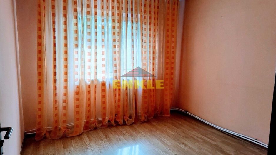 Apartament cu 3 camere, zona Grivița - Poză 5