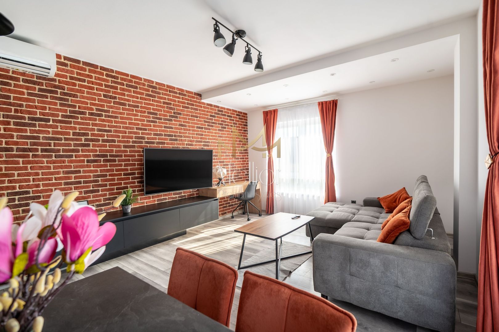 Apartament 2 camere de închiriat | 57 mp | garaj | Buna ZIua! - Poză 1