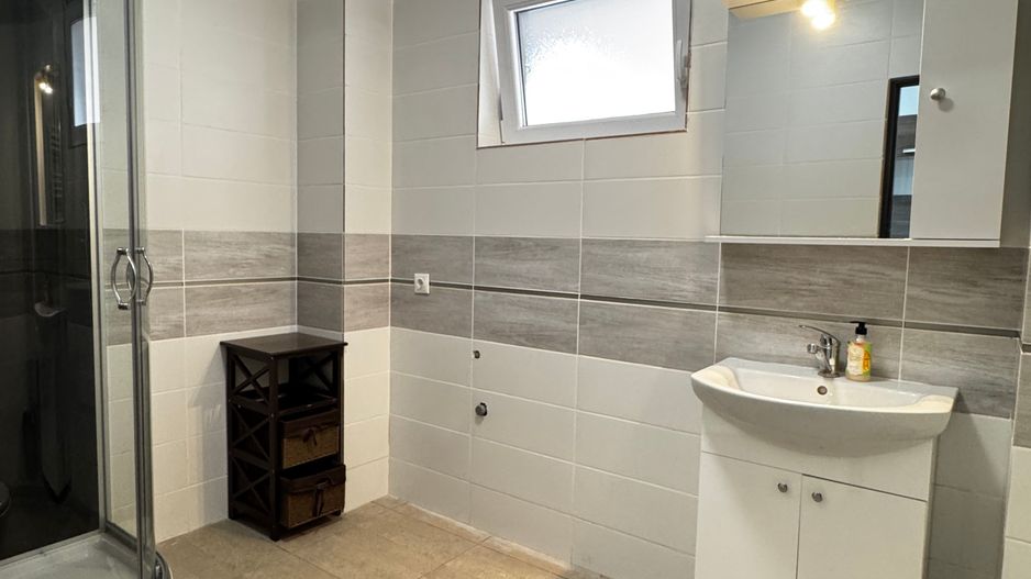 SPAȚIU COMERCIAL DE ÎNCHIRIAT – ZONA LOTUS 2 / LOTUS RETAIL PARK - Poză 8