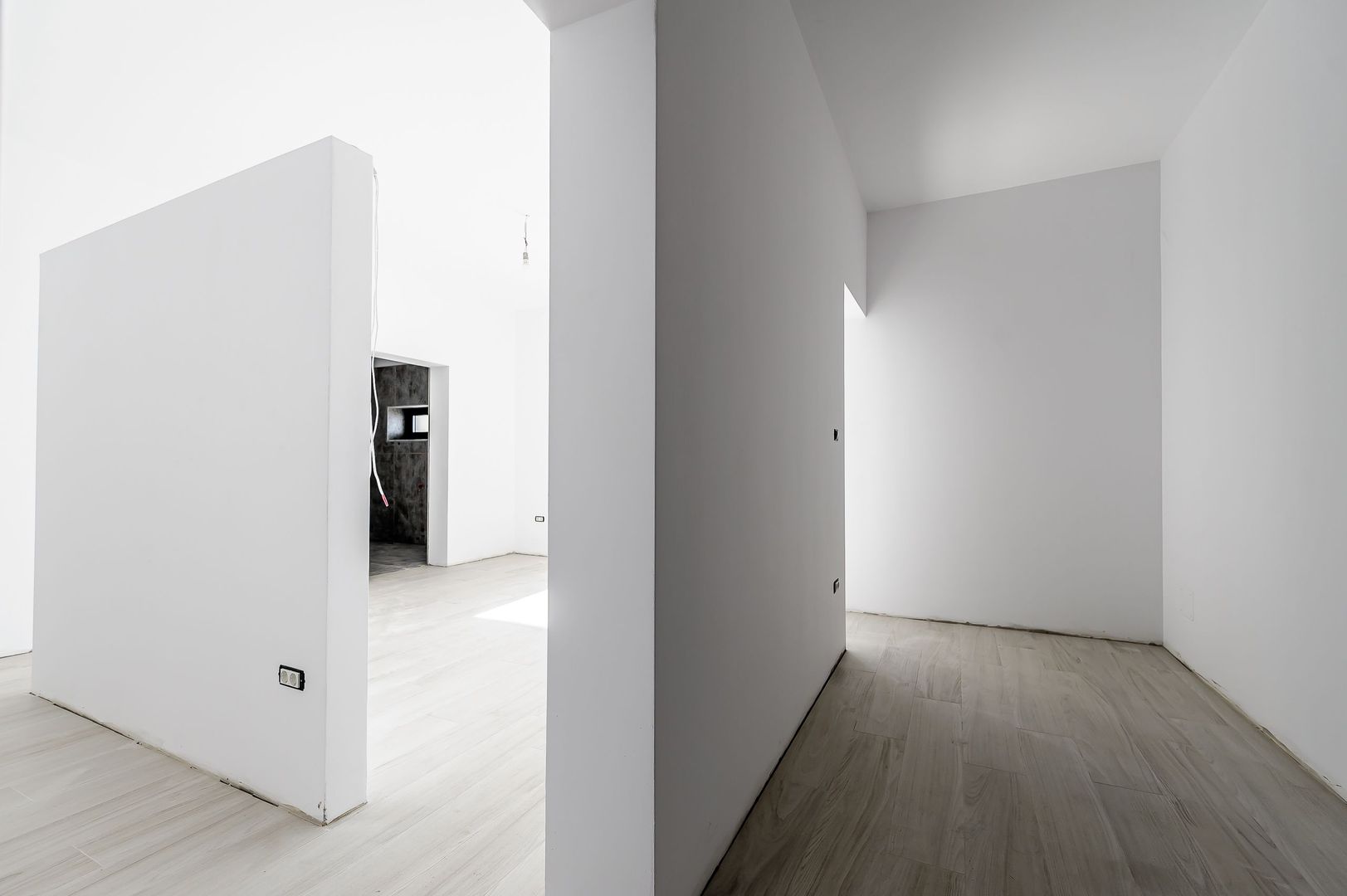 Vândut! Casă nouă cu teren generos Sânicolaul Mic - Poză 6