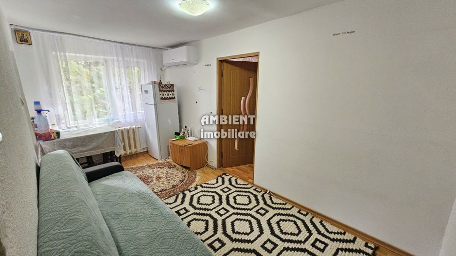 DE VÂNZARE - Apartament 2 camere, etaj 2, zona Alecsandri; - Poză 1