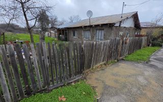 Teren Carcea 923mp Intre case zona buna toate utilitatile 923mp - Poză 2