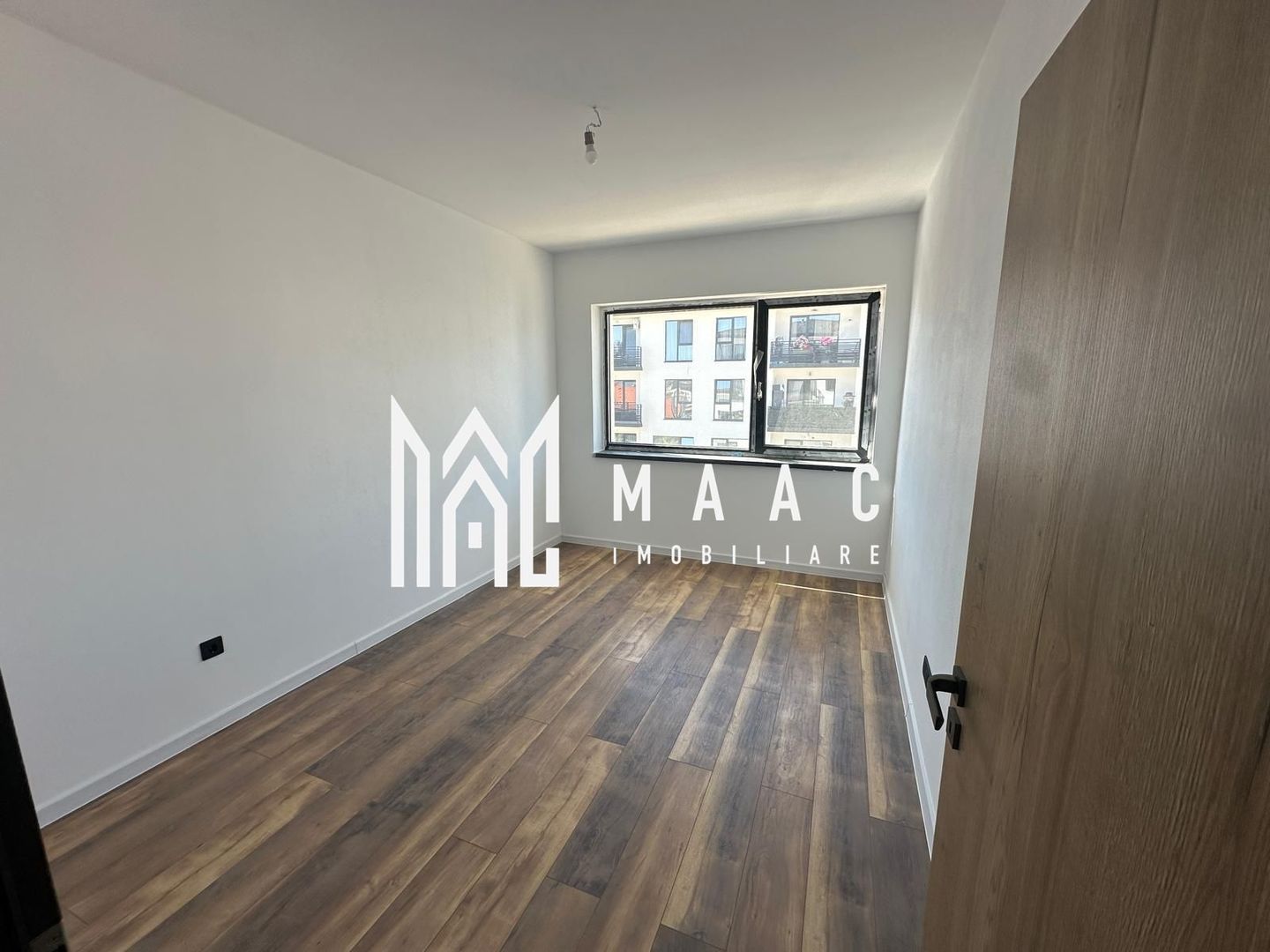 Apartament 3 camere de vânzare | Șelimbăr | curte 40 mp - Poză 3