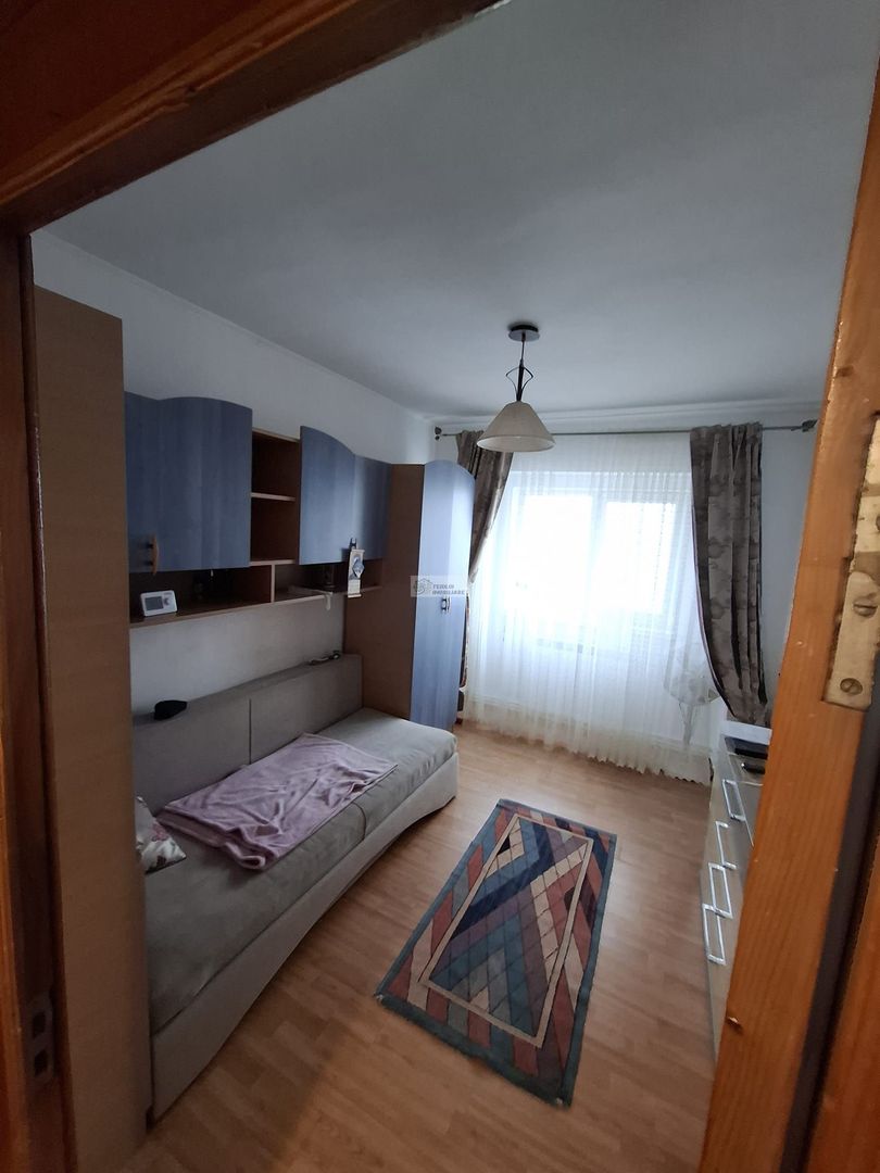 Se vinde apartament 3 camere/ultracentral/Focsani - Poză 3