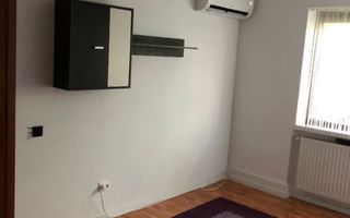 De vanzare apartament 3 camere - Poză 11