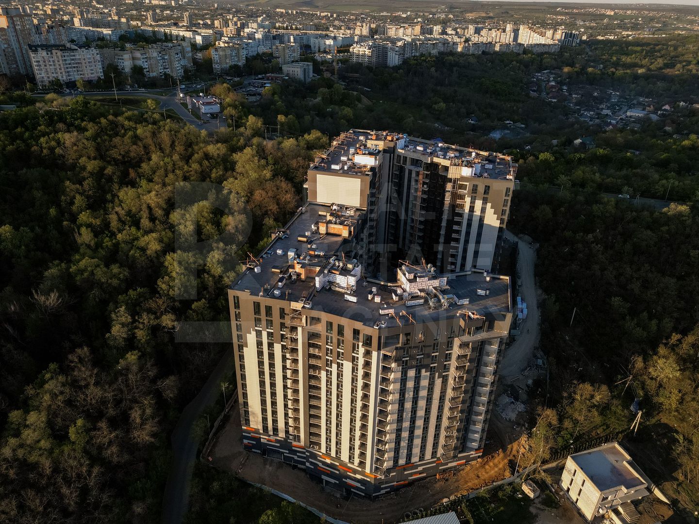 Vânzare, penthouse, strada Grenoble, Botanica - Poză 1