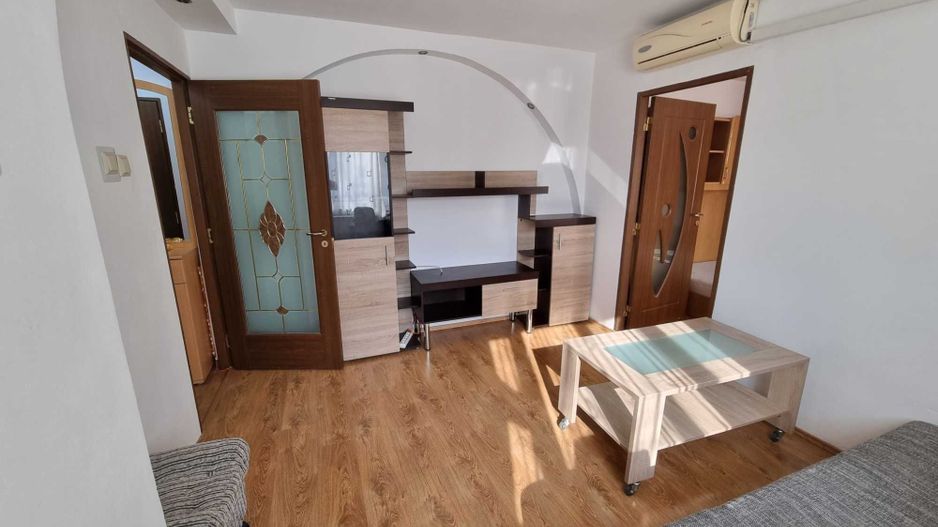 Apartament cu 3 camere -Valea Rosie - Poză 1