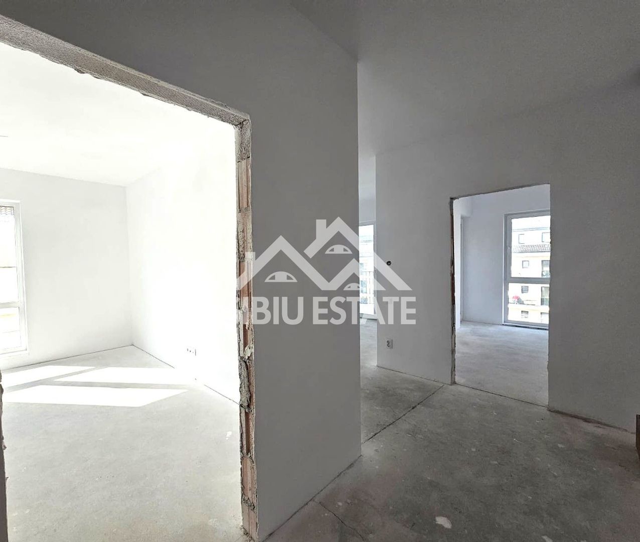 Apartament 2 camere decomandate si terasa - Poză 12