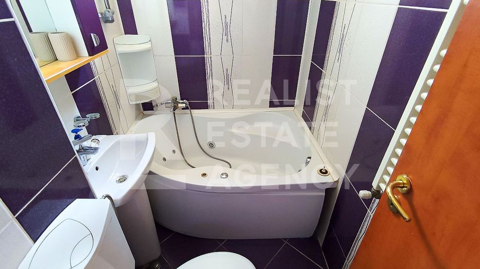 Vânzare, apartament cu 2 camere în zona Drumul Taberei - Poză 11