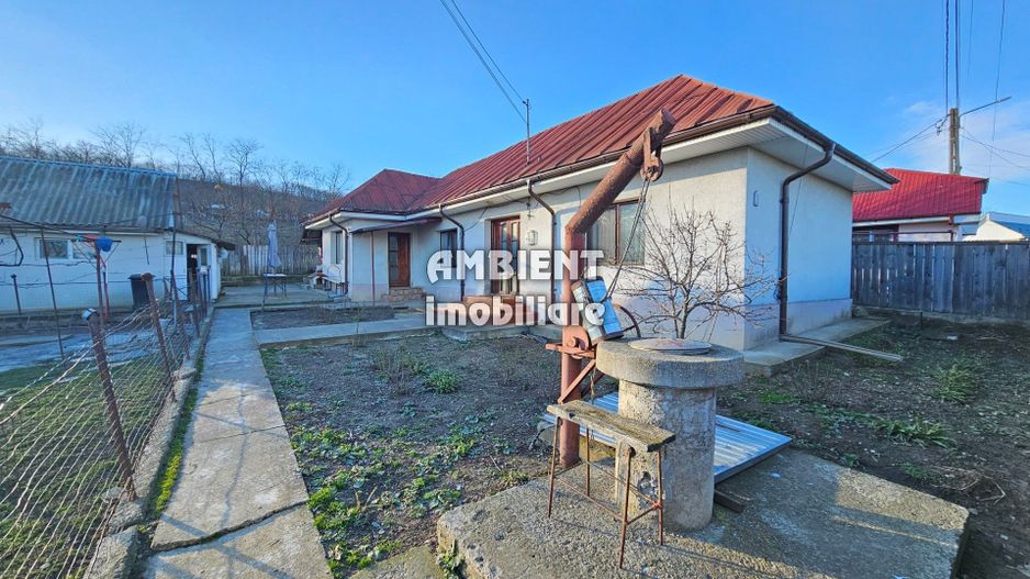 CASA individuală,  teren 1.900 mp, zona REDIU; - Poză 1