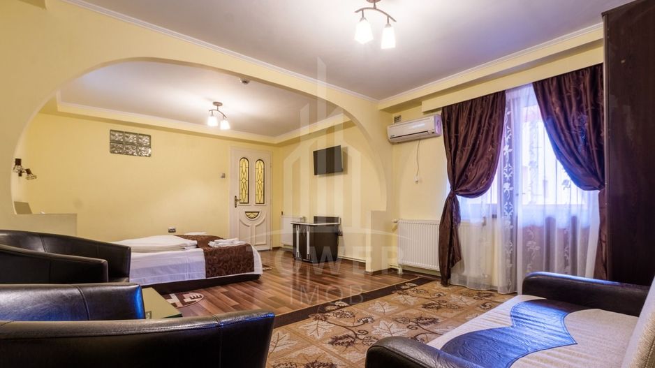 Pensiune de vanzare zona Centrala Sibiu - Poză 1