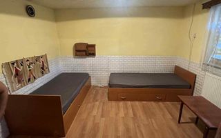 Casă de vânzare cu posibiliate de renovare/dezvoltare - Poză 10