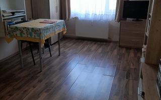 Apartament 3 camere de vanzare Ghencea -1 Mai - Poză 1
