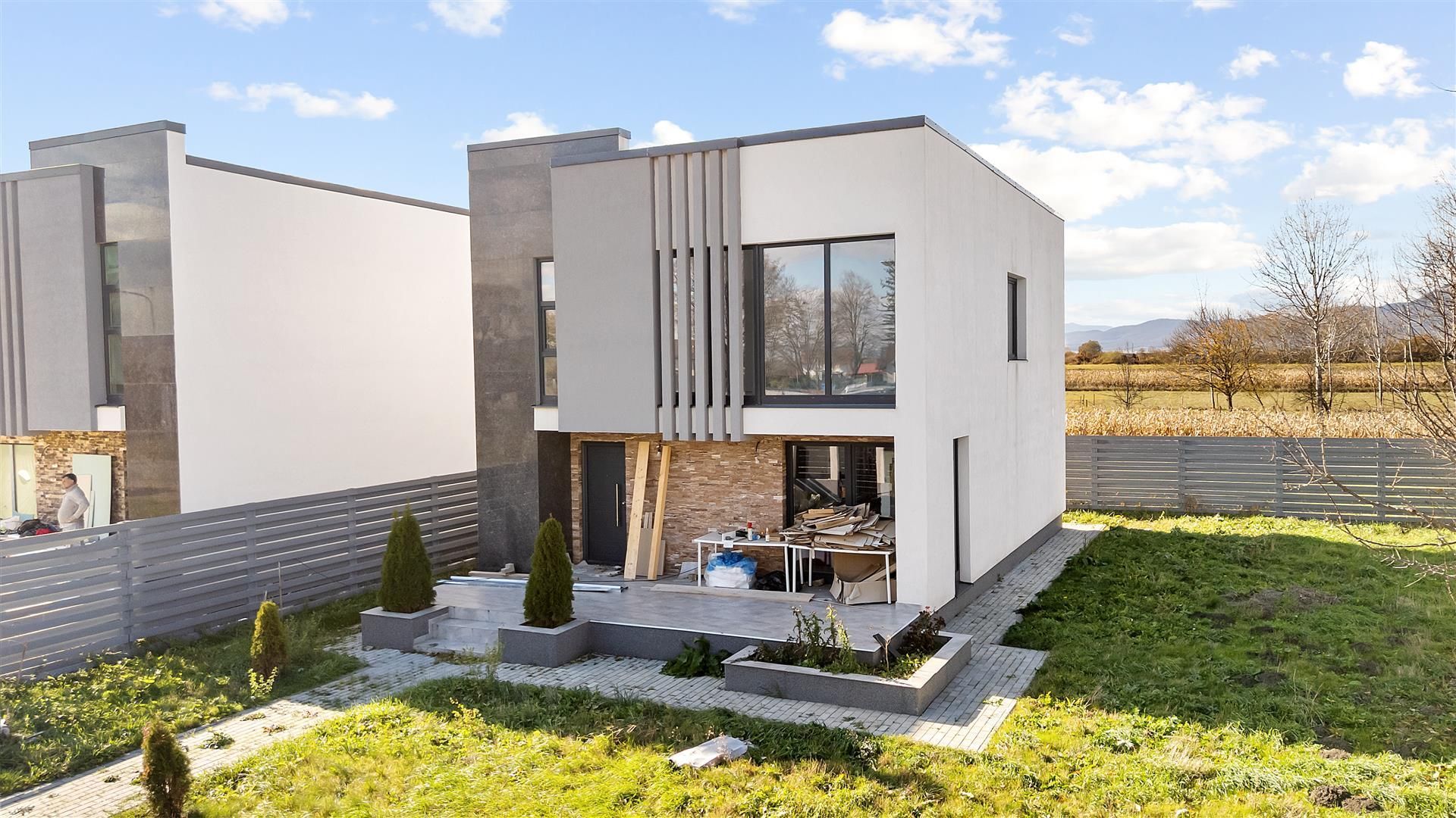 Comision 0 | Casa cu 4 camere | 680 mp teren - Stupini Brasov - Poză 4