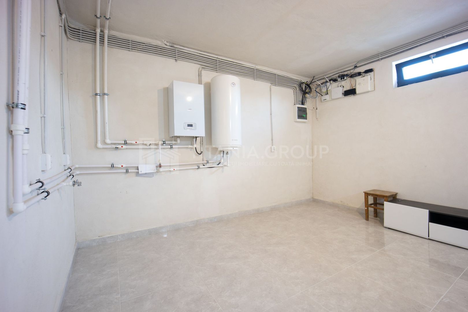 Prestigiu si eleganta! Proprietate de LUX, cu garaj si piscina -Harman - Poză 29