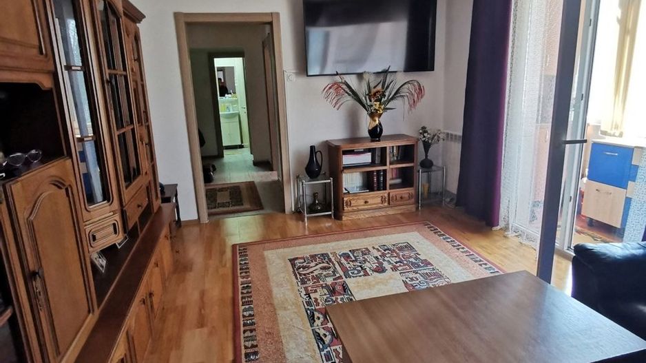 Proprietar , vand apartament , 4 camere cu centrala termica , boxa si loc parcare adp - Poză 6