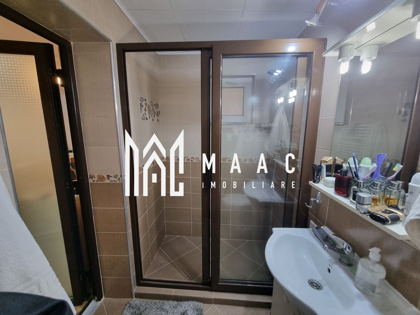 Apartament la casa | 2 camere | Garaj | Turnisor - Poză 12