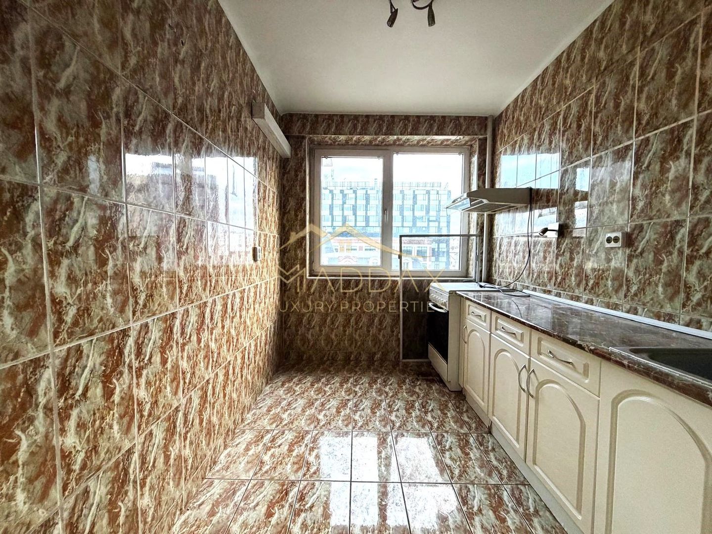 Apartament 2 camere de renovat // Dorobanti // bvd Iancu de Hunedoara - Poză 9