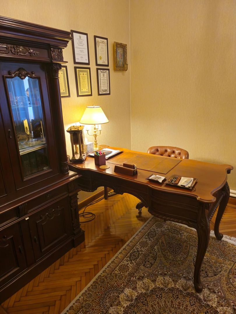 Vila frumoasa ,localizata central\ Unirii Square\Proprietar - Poză 1