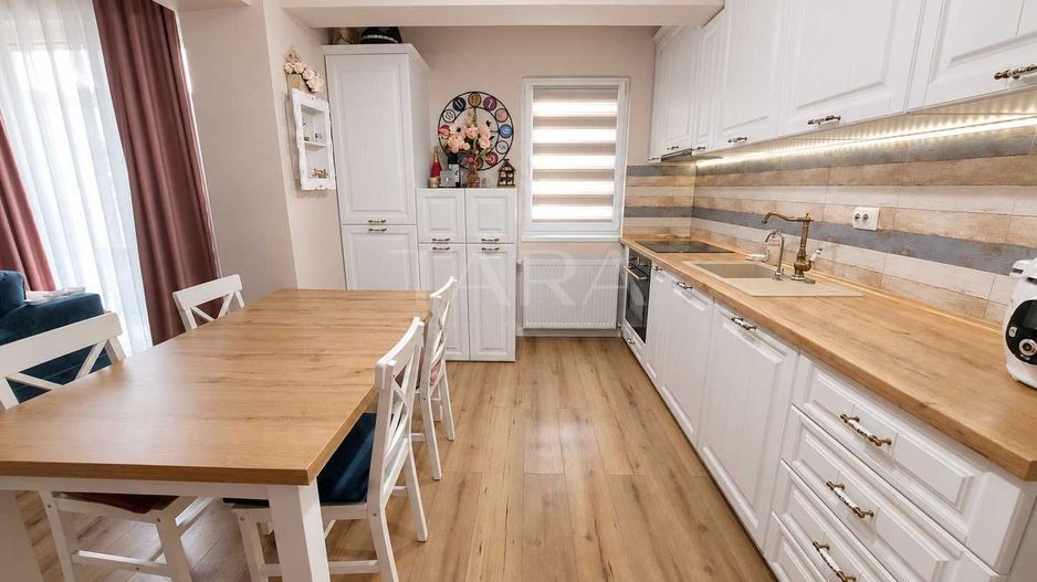 Apartament cu 3 camere, terasă de 125 mp, Baciu. - Poză 1