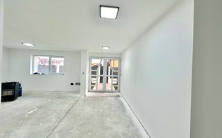 Casă individuală de vanzare  cu garaj și curte proprie – Hălchiu - Poză 4