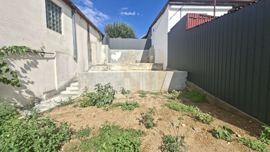 Apartament 2 camere semidecomandat Brasovul vechi - Poză 19
