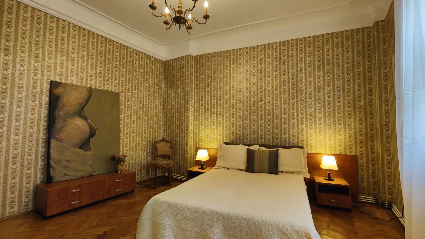 Apartament interbelic elegant cu terasă, pe Vasile Lascăr – lângă Dacia - Poză 3