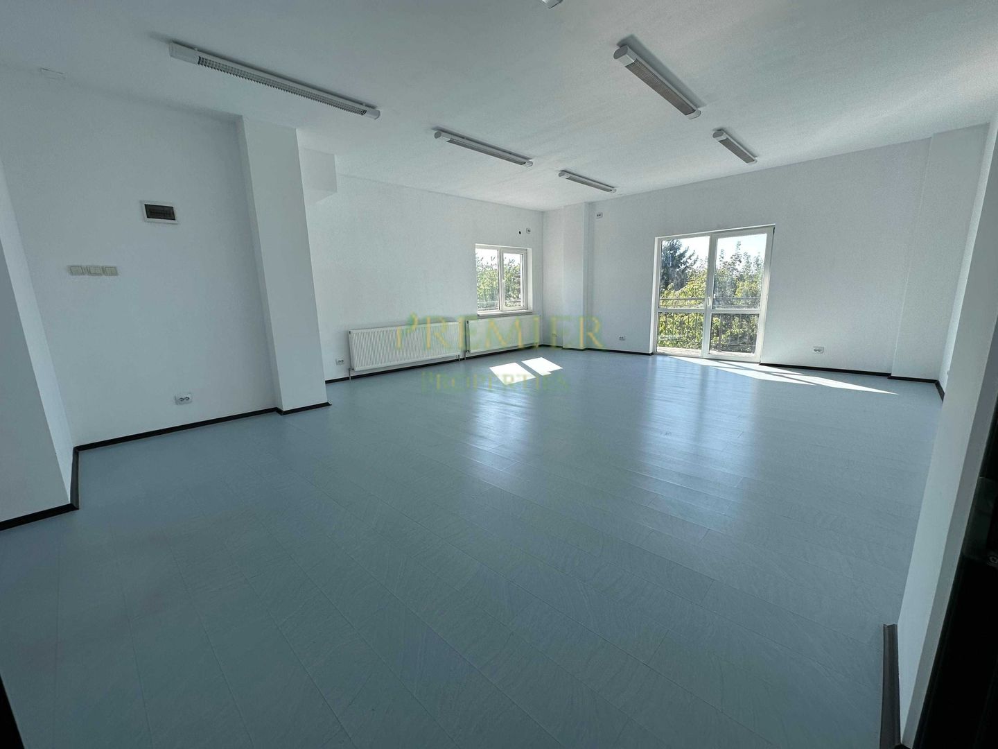 SPATIU COMERCIAL BUCURESTII NOI | DISPONIBIL IMEDIAT | - Poză 1