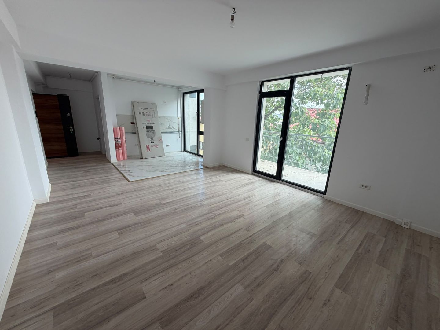 GARSONIERA - MUTARE IMEDIATA, BOXA SUBSOL, PARCARE, COMISION 0% - Poză 3